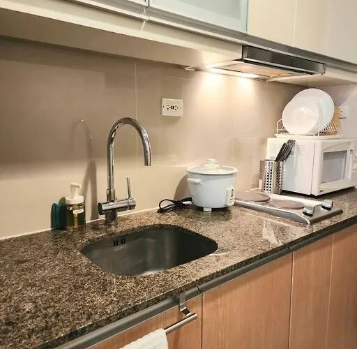 Cozy Comfy 1br W/ Mall Access Netflix Fast Wi-fi Manila