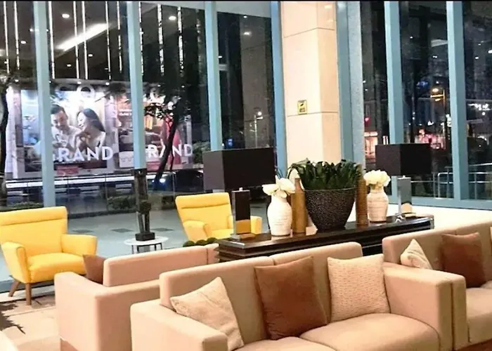 Cozy Comfy 1br W/ Mall Access Netflix Fast Wi-fi Apartment *