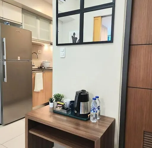 Cozy Comfy 1br W/ Mall Access Netflix Fast Wi-fi Manila